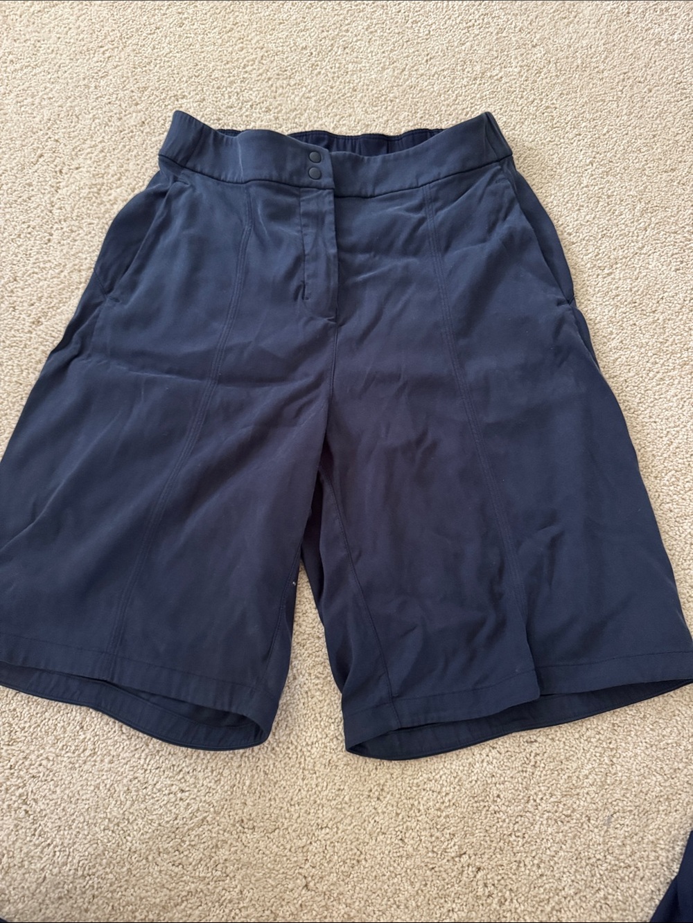 lululemon athletica Navy High-Rise Bermuda Shorts Sz 4
